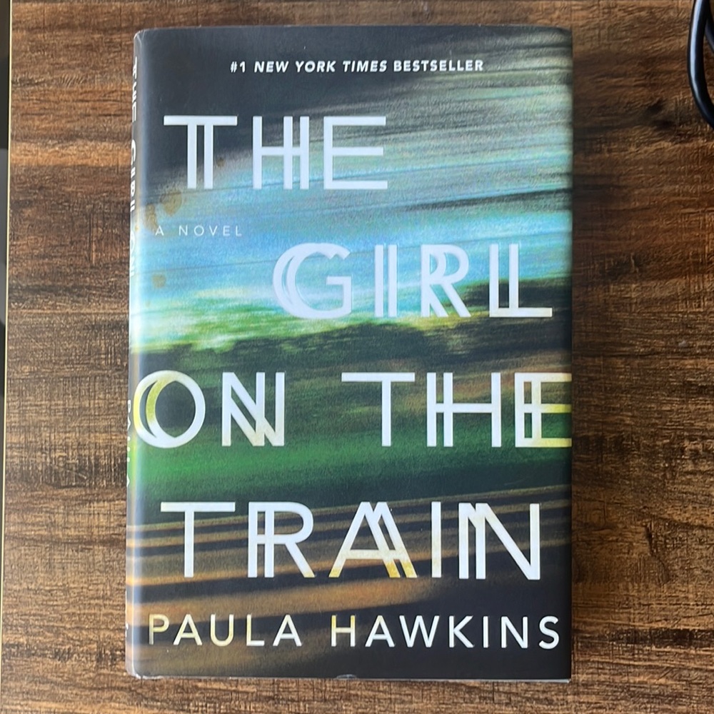 Book - The Girl on the Train by Paula Hawkins